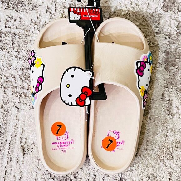 Hello Kitty Sandals - Picture 1 of 5